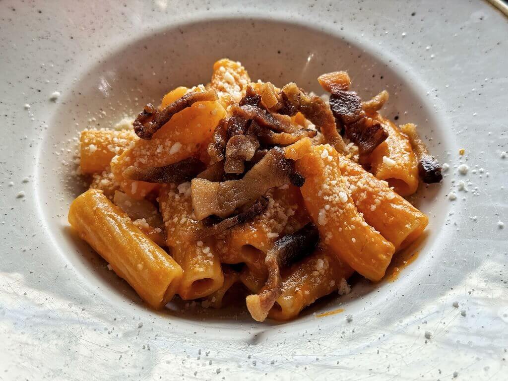 reasons to visit Italy