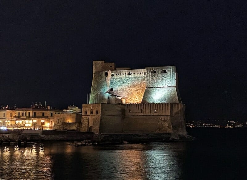 places to visit in Naples