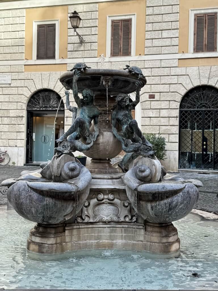Fontana delle Tartarughe