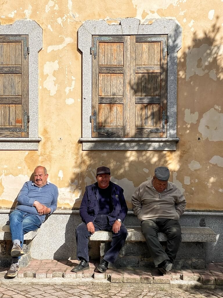 Elderly people in Burgos