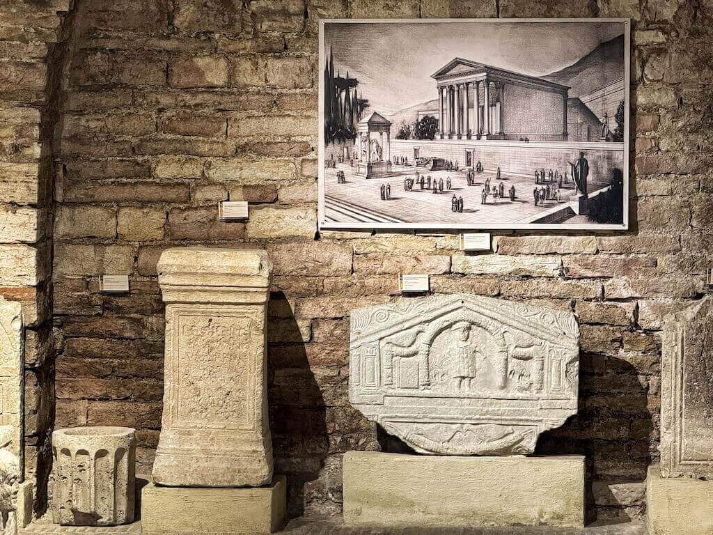 Inside the Roman Forum of Assisi.