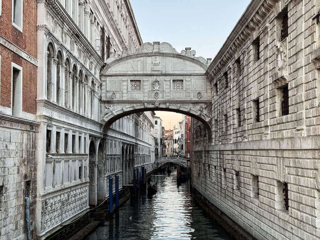bridge of sighs Venice