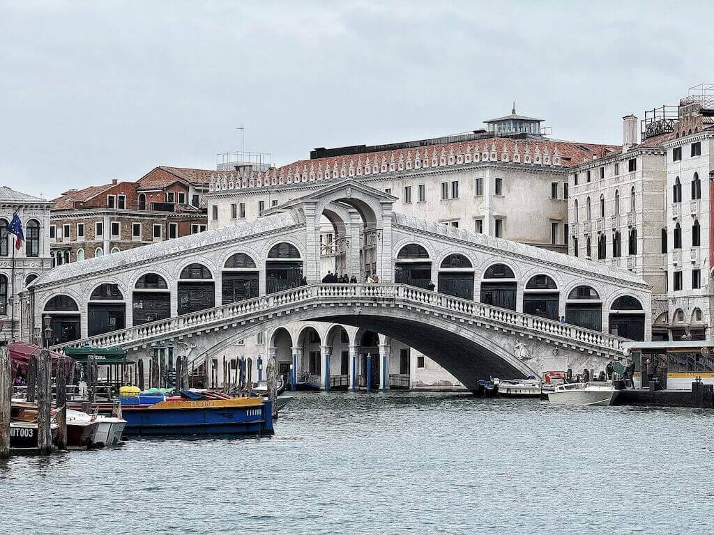 what to do in Venice in December
