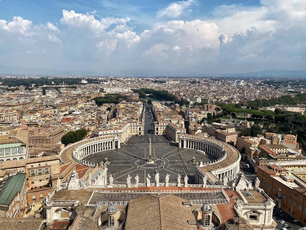 St Peter's Square how many days do you need in Rome