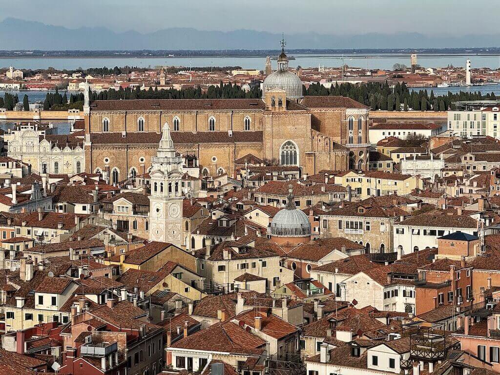 where to stay in Venice