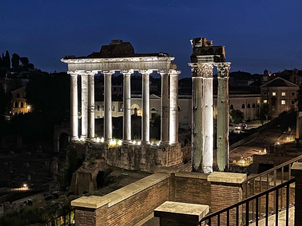 Views of the Roman Forum at night