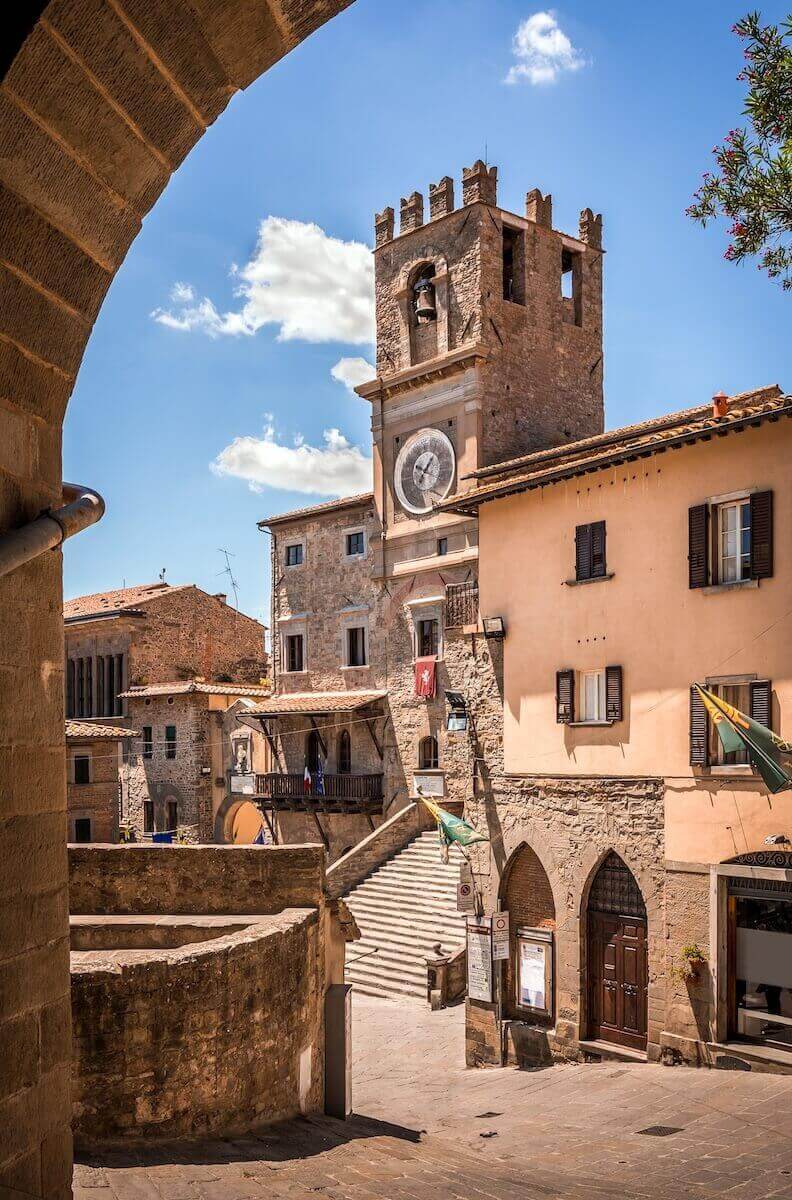 Cortona - photo by MaciejCzekajewski @shutterstock.