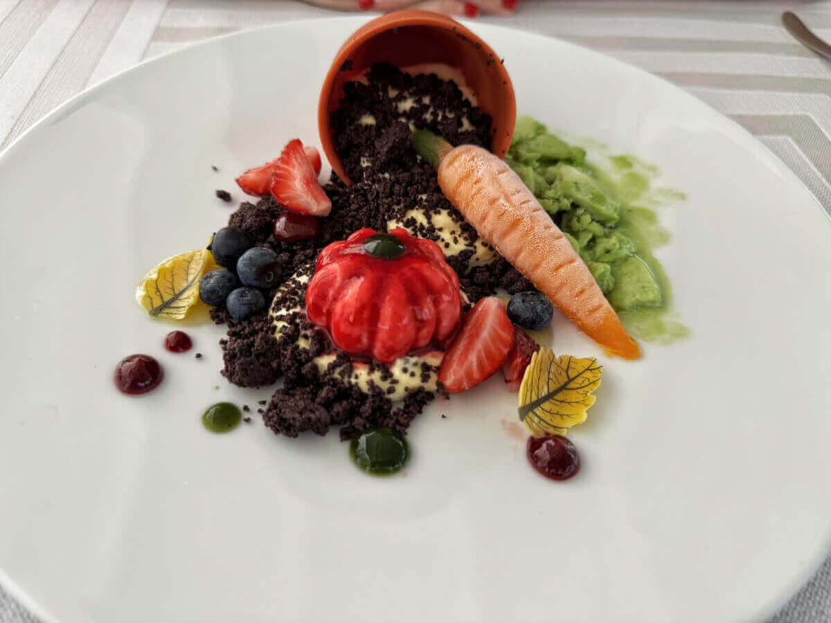 Creative dessert at La Paglia Restaurant in Marotta.