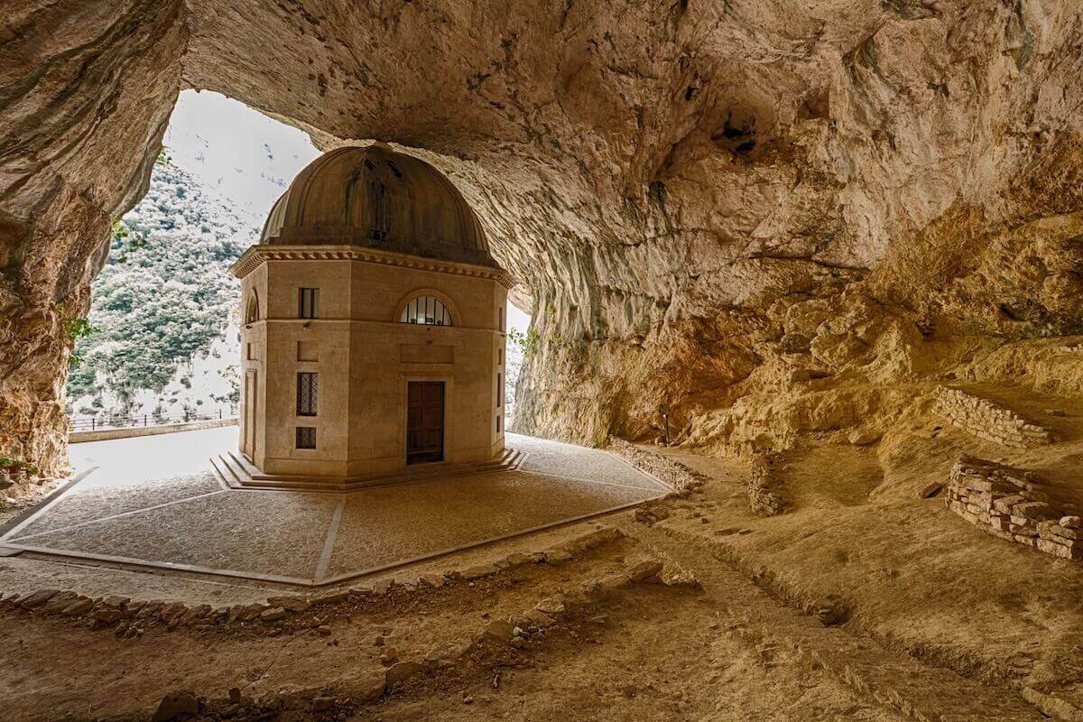 Valadier Temple near Grotte Frasassi.
